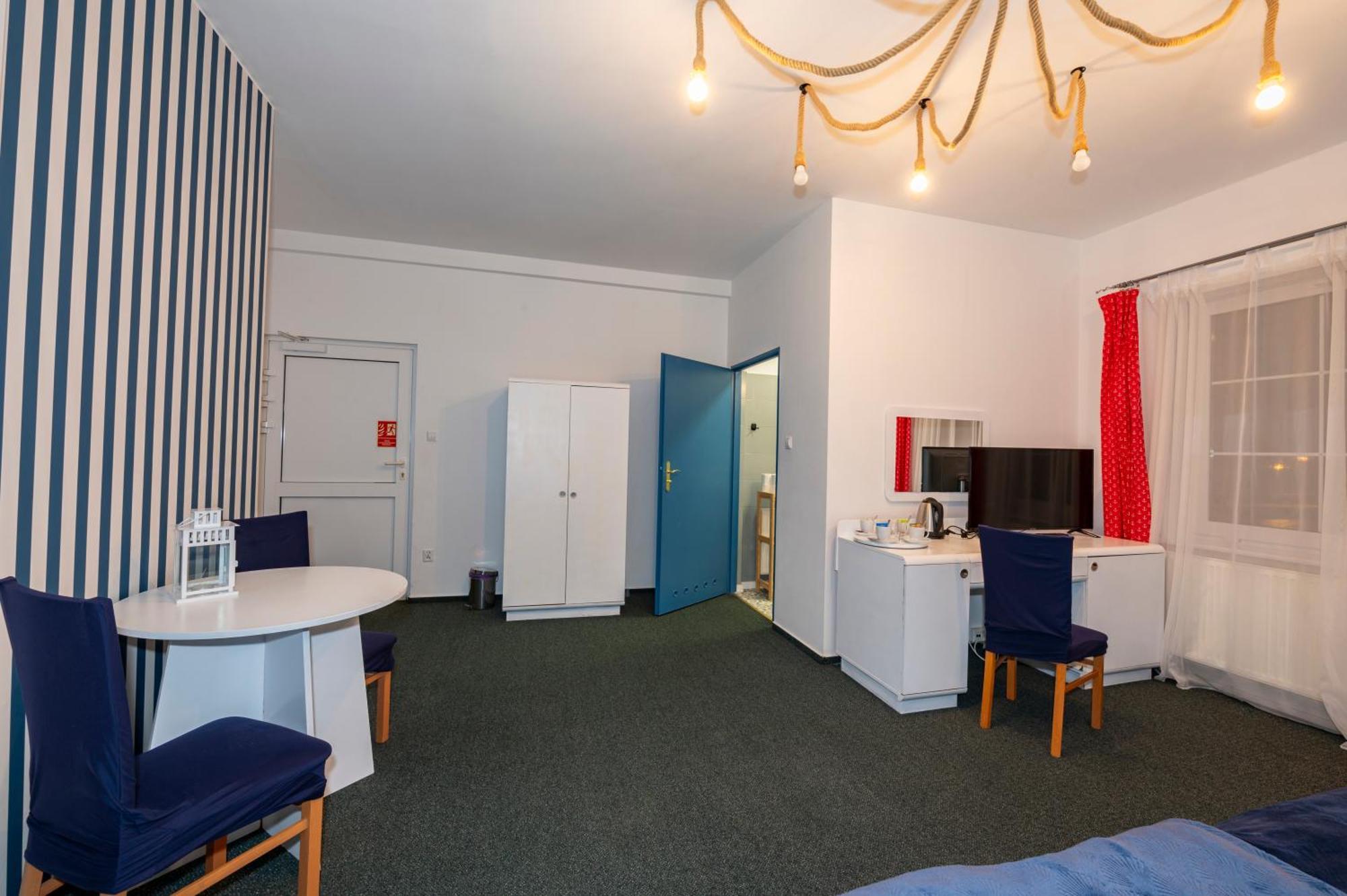 Bed & Breakfast Przystan Resort&restaurant Leba