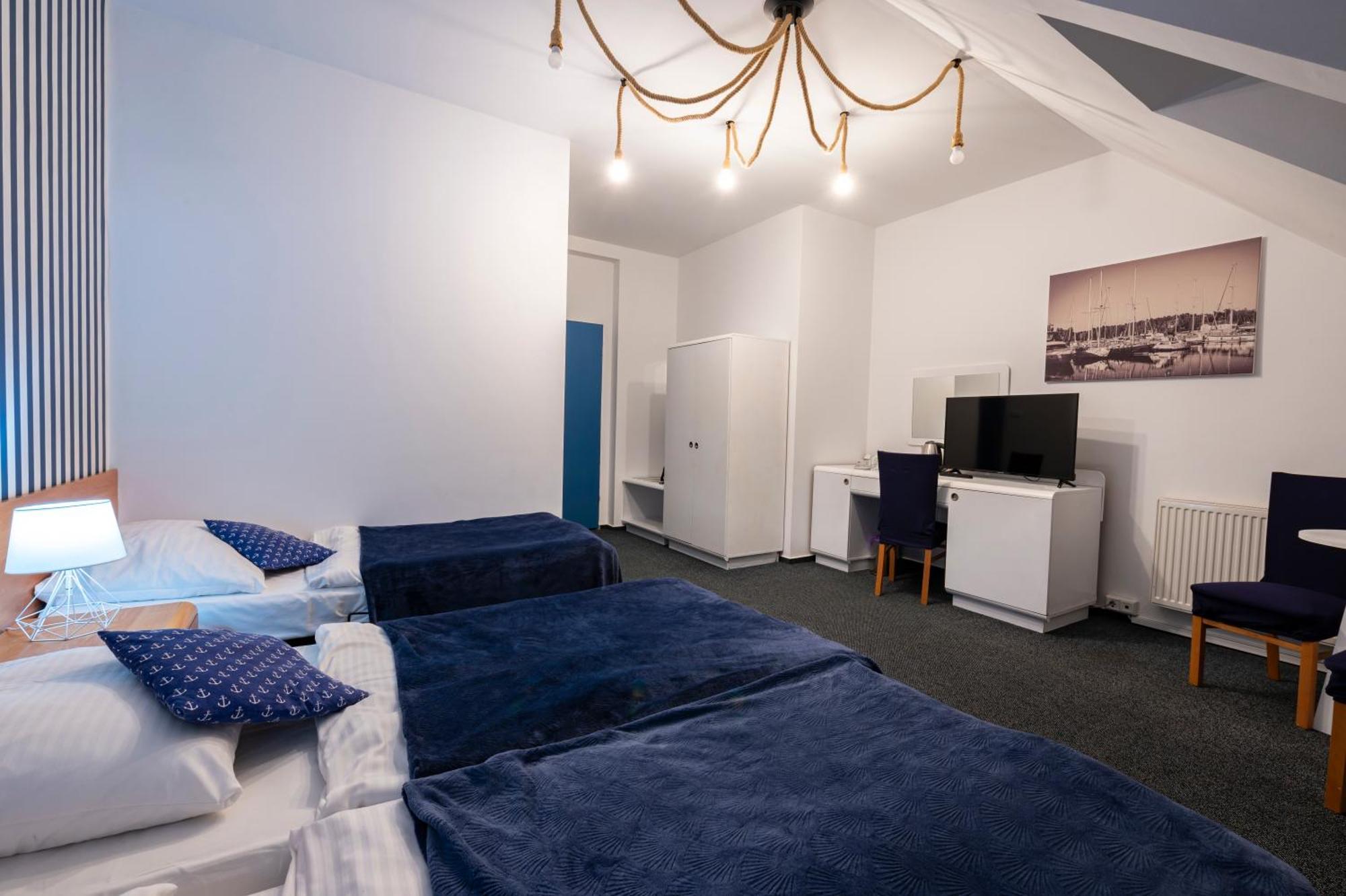 Bed & Breakfast Przystan Resort&restaurant 3*